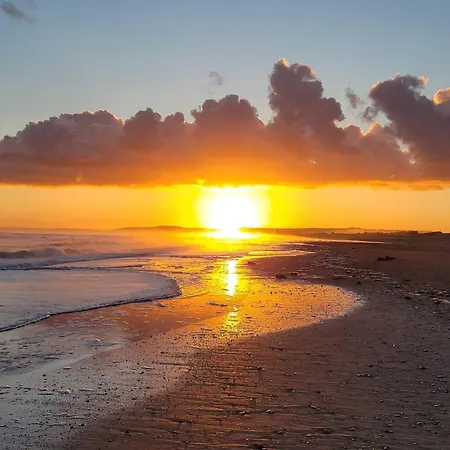 4 Pers, Balcons, Parking Prive, A 300m De La De Merville-franceville - Fr-1-465-37