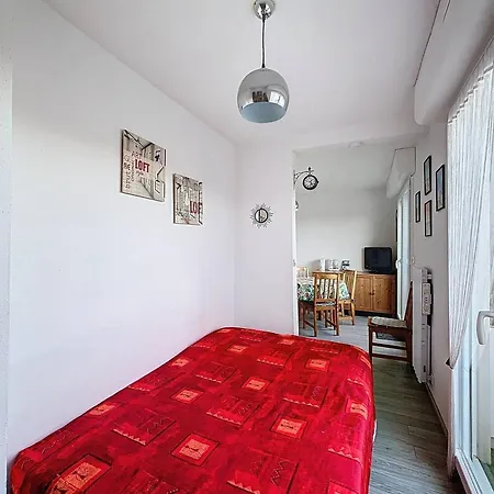 4 Pers, Balcons, Parking Prive, A 300m De La De Merville-franceville - Fr-1-465-37 Appartement *