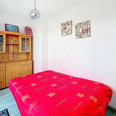 Appartement 4 Pers, Balcons, Parking Prive, A 300m De La De Merville-franceville - Fr-1-465-37