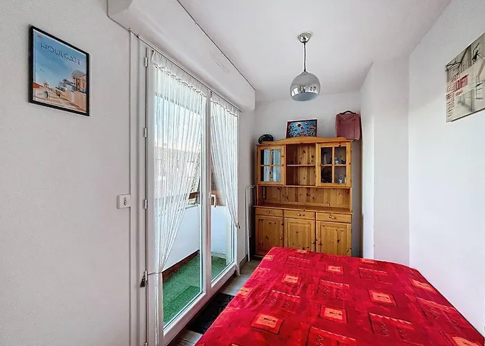 4 Pers, Balcons, Parking Prive, A 300m De La De Merville-franceville - Fr-1-465-37 Apartment